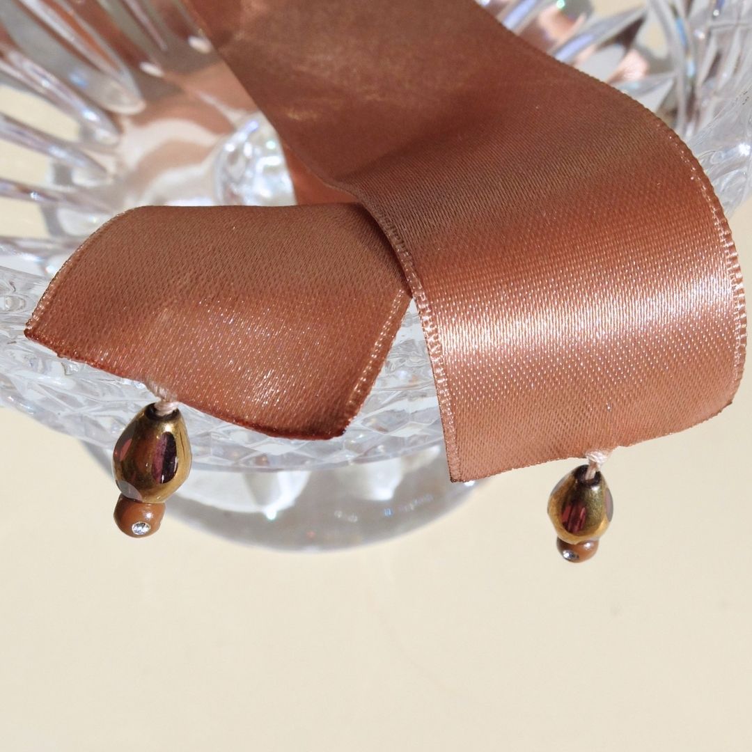 Collana Vittoria - perle mogano e nastro rosa antico
