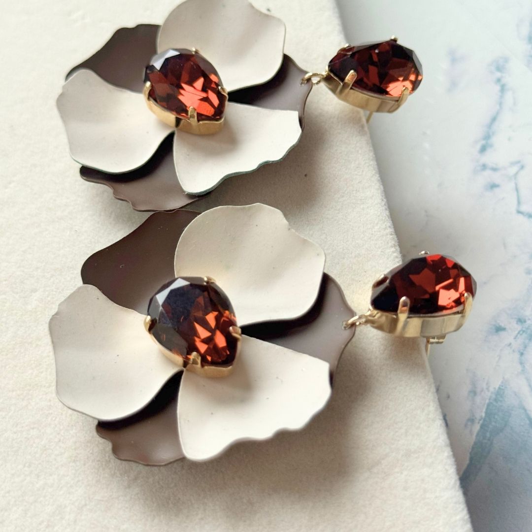 Orecchini Malva Pendenti - Cioccolato e Panna con cristalli