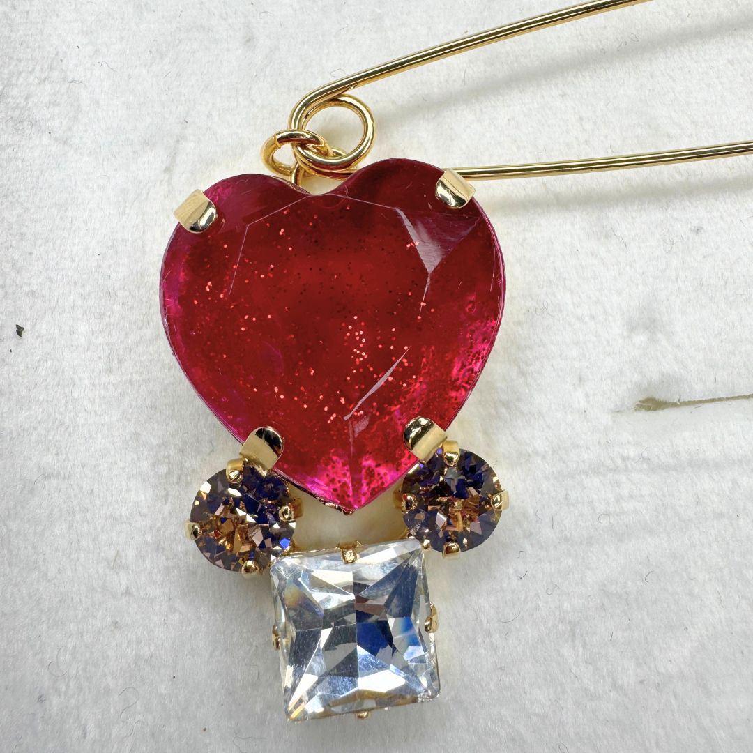 Spilla Cuore Matto - Rosso con glitter