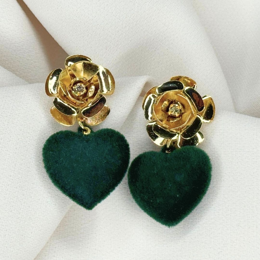 Orecchini Camelia "Cuore" Verde Foresta velluto