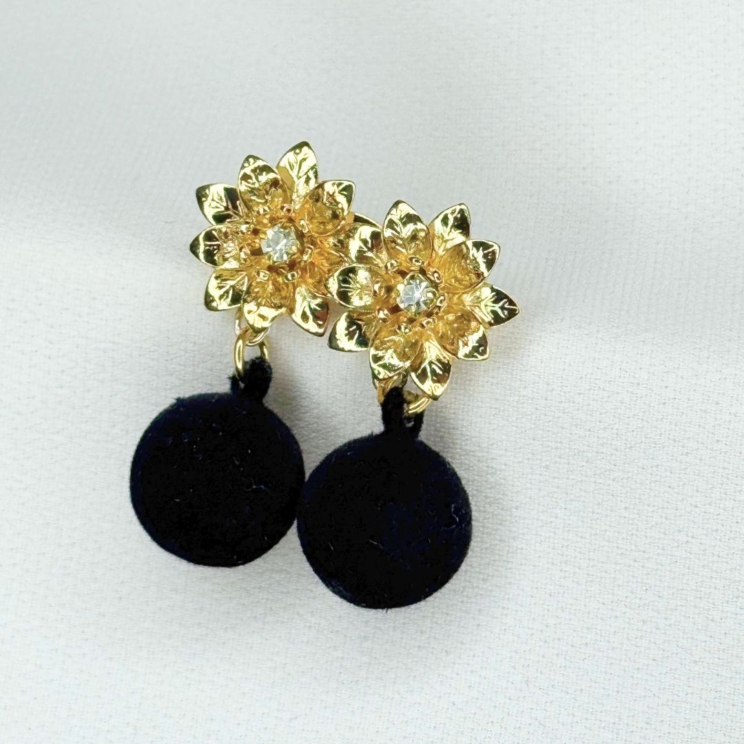 Orecchini Mini Adele "Perla di velluto" Nero