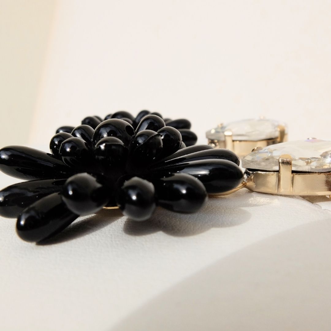 Fiordaliso Nero Lucido con Goccia in Cristallo