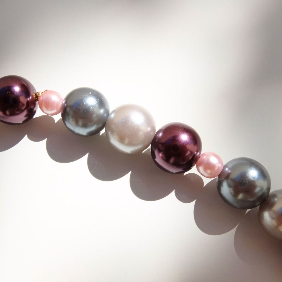 Collana Kate - perle multicolor e nastro vinaccia