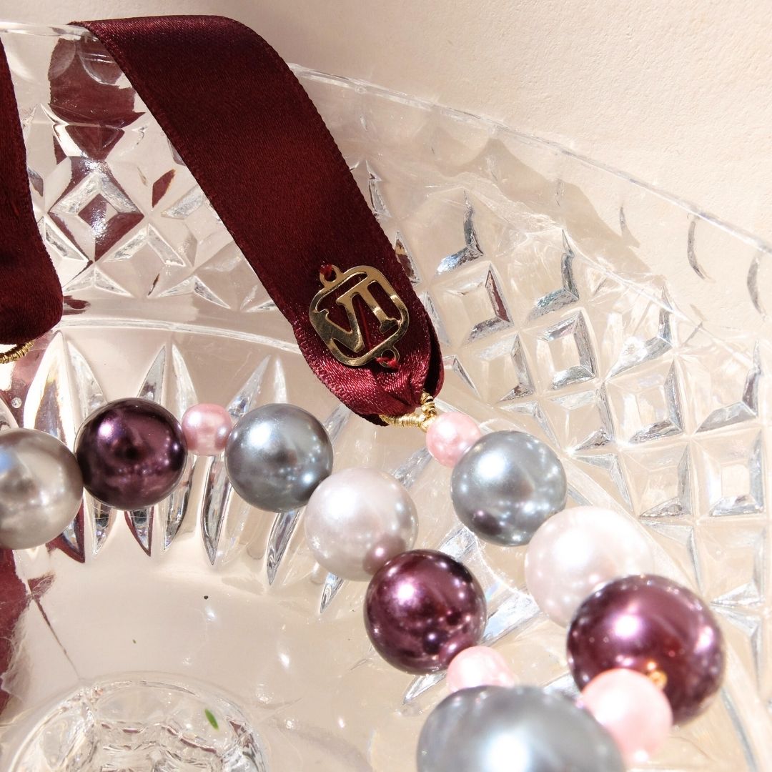 Collana Kate - perle multicolor e nastro vinaccia