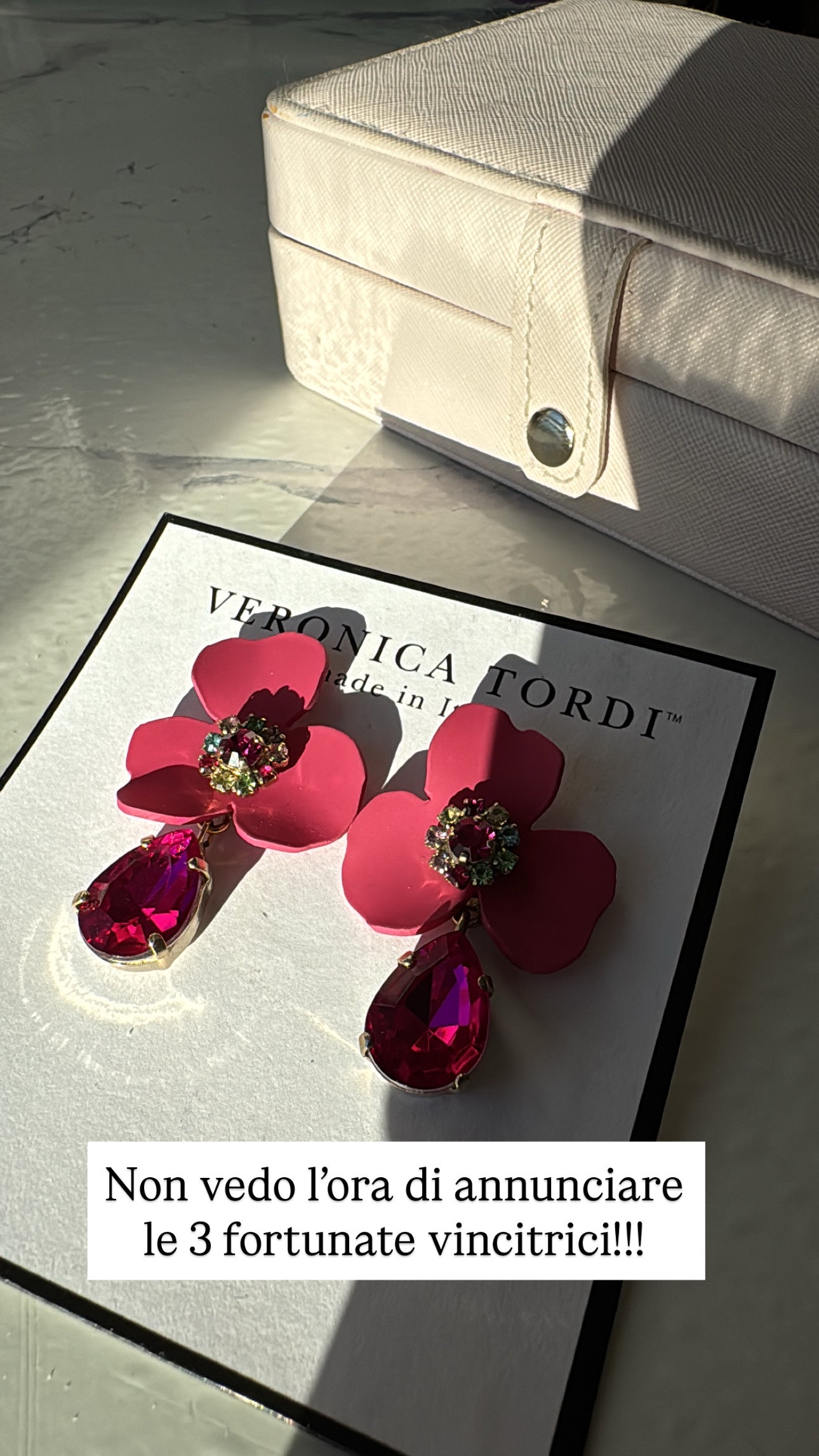 Orecchini Malva mini - Fucsia con cristalli multicolor