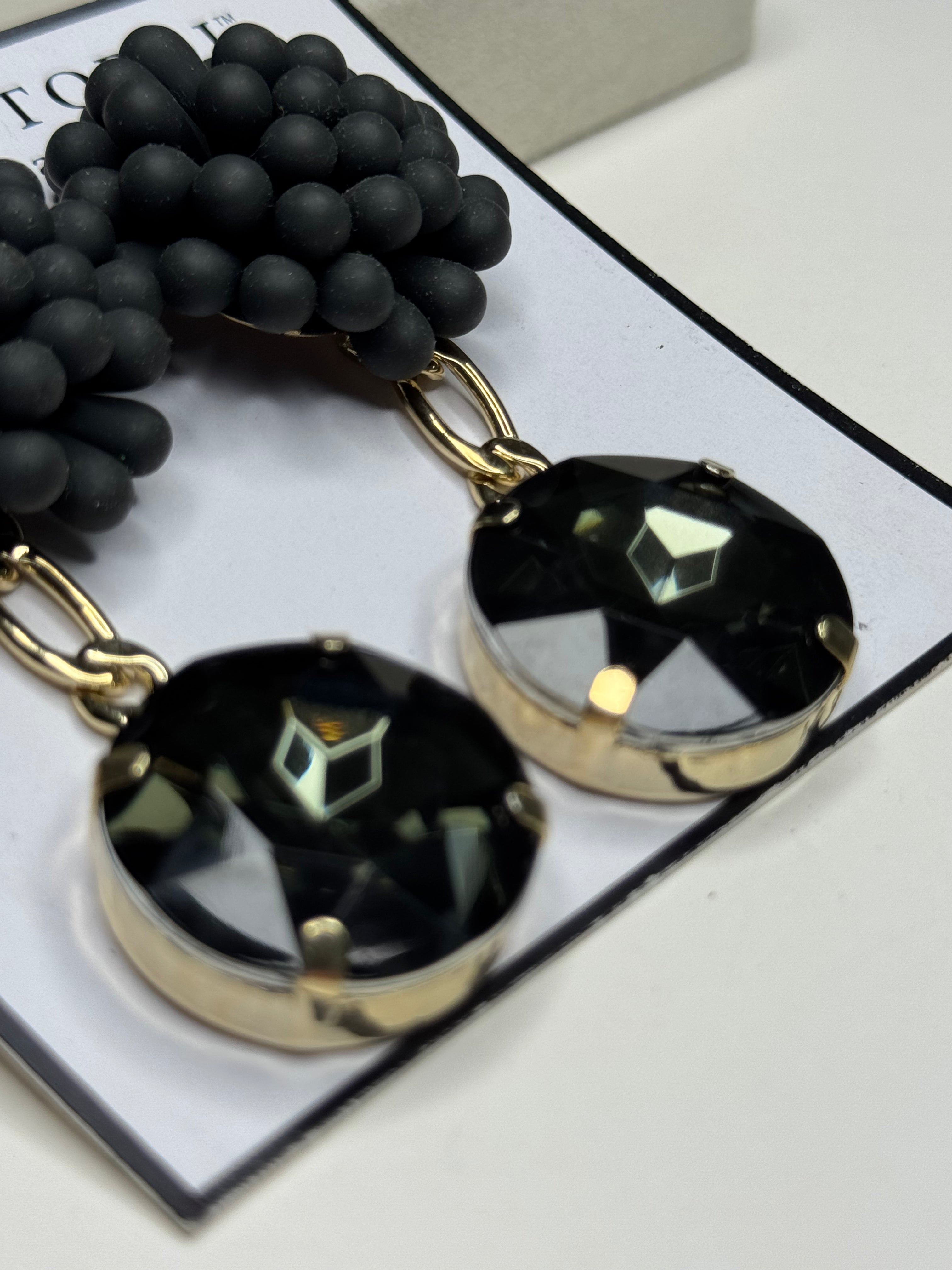 Orecchini Dalia Antracite Seta con cristallo Black Diamond