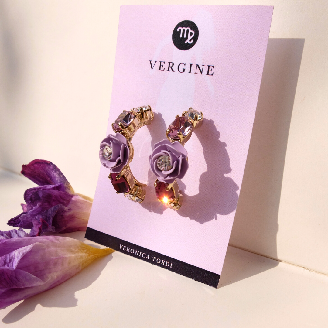 Orecchini a Cerchio "Vergine" con Camelia Glicine e Cristalli