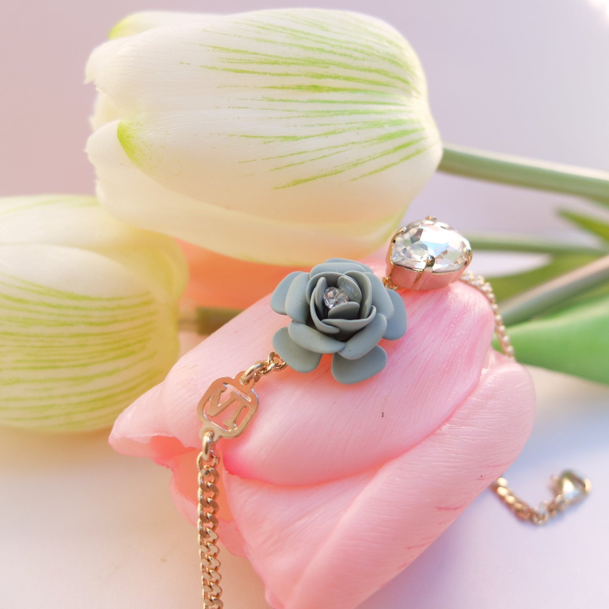 Adjustable Bracelet "Camelia" - Sage Green with Crystal Drop