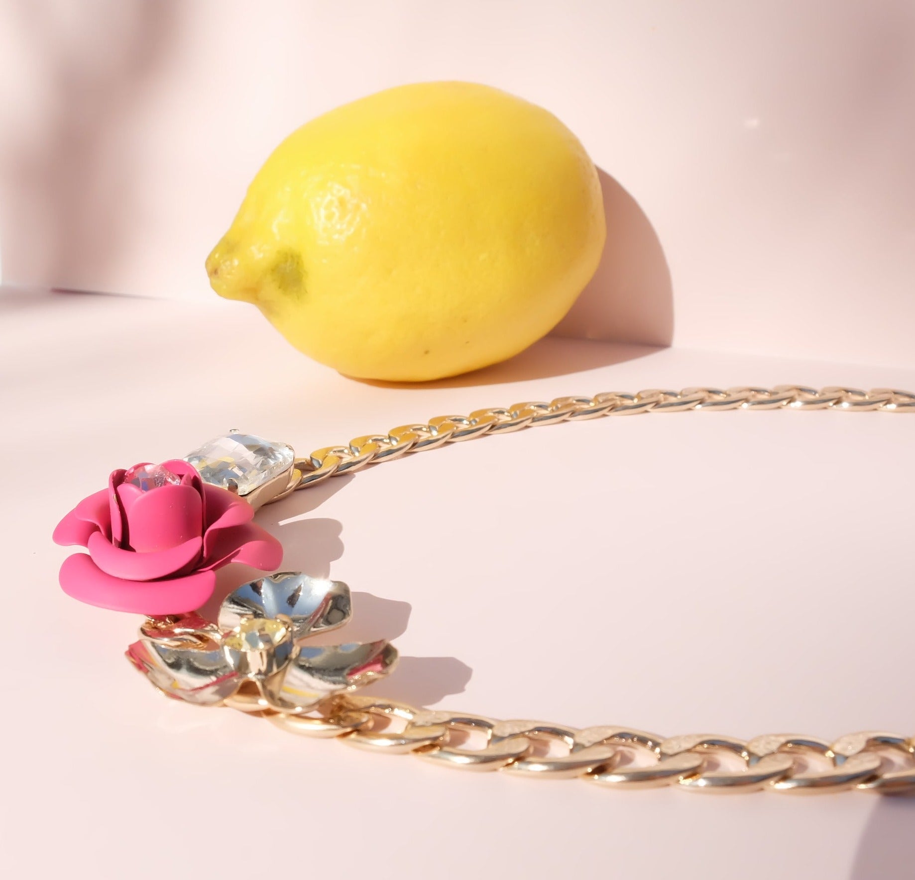 Collana "Peonia Sunset" - Fucsia con pietre