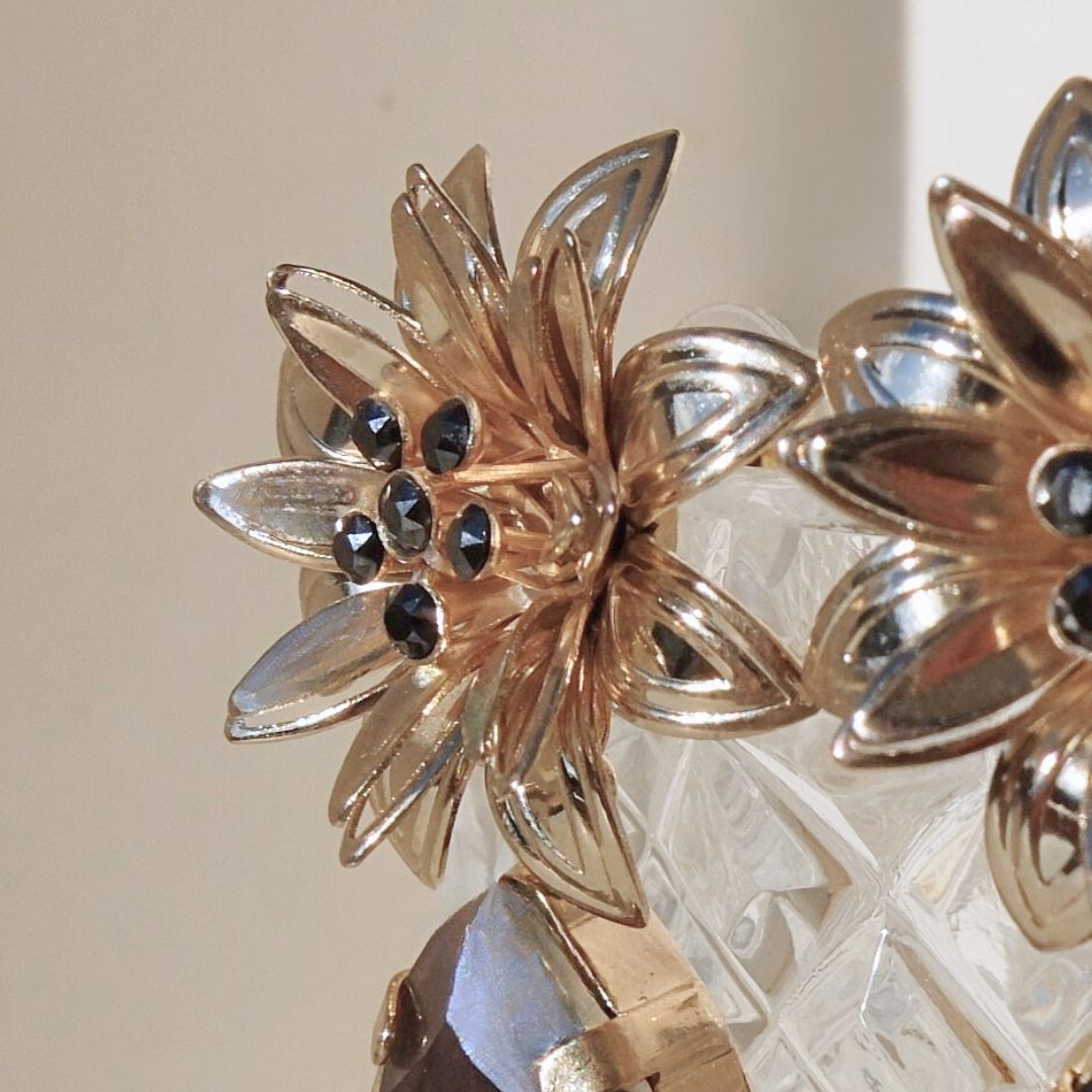 Orecchini Adele con cristalli e goccia Black Diamond