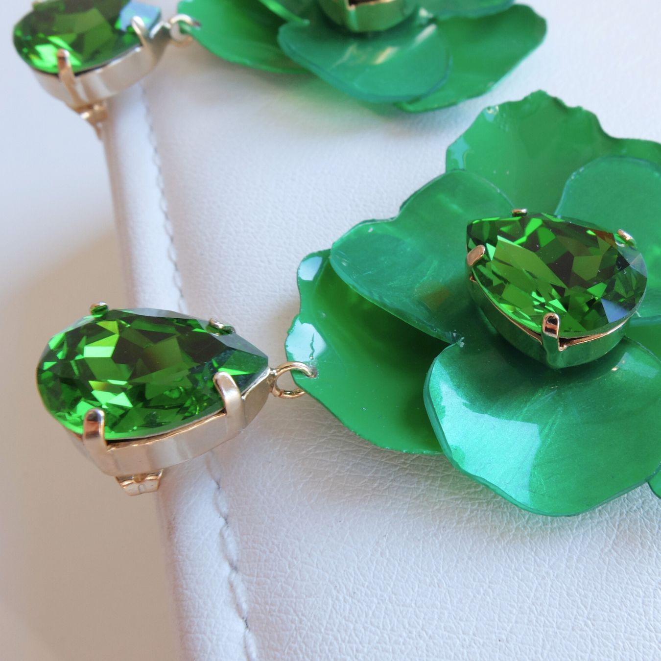 Orecchini Malva con Pietra - Verde Giada Pendenti