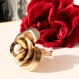 Anello Peonia Golden con Perla Centrale