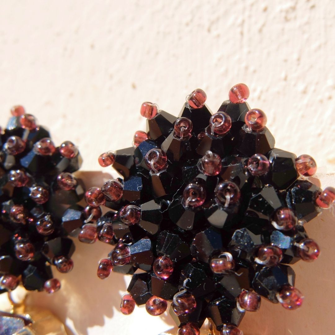 Orecchini Sambuco con cristallo burgundy rettangolare