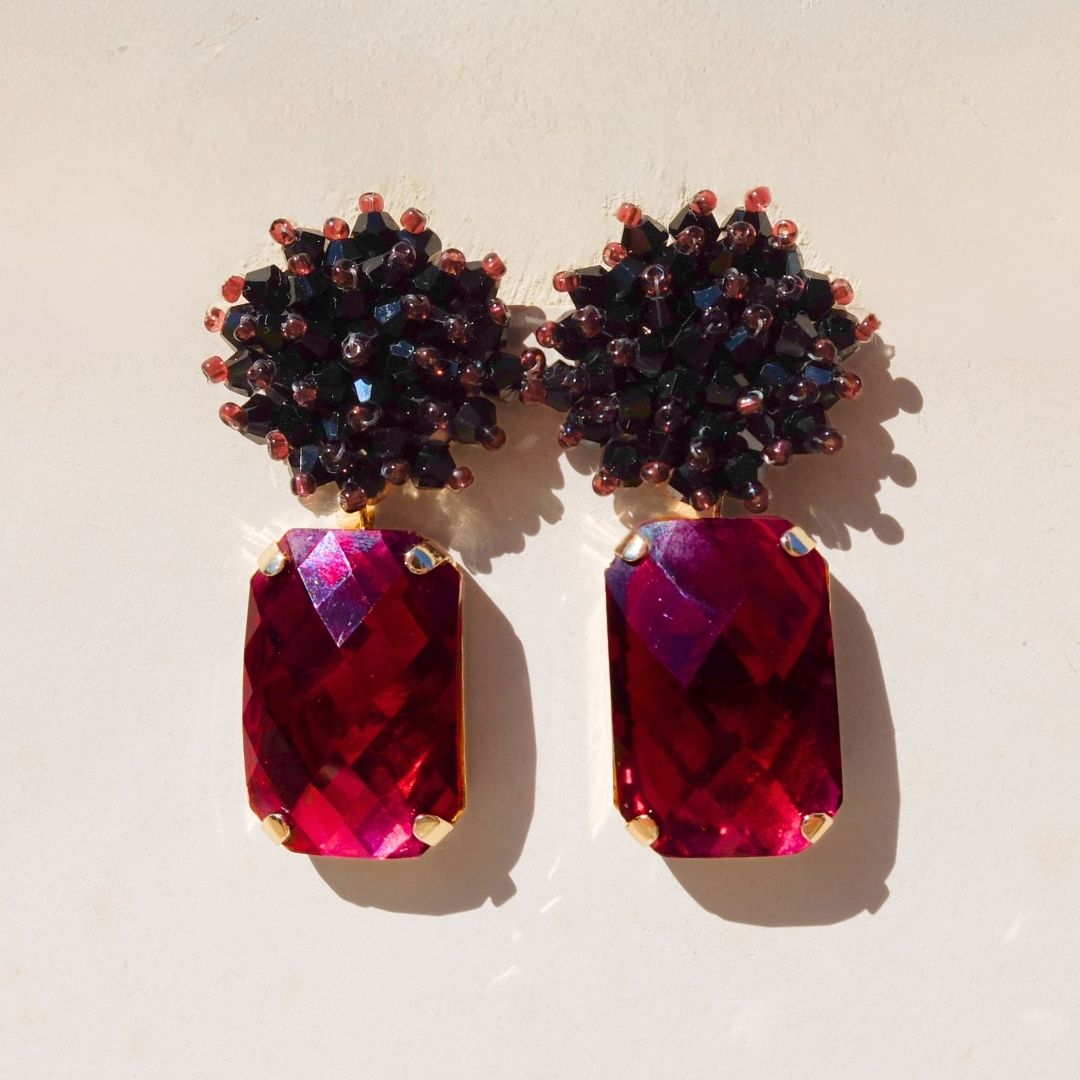 Orecchini Sambuco con cristallo burgundy rettangolare