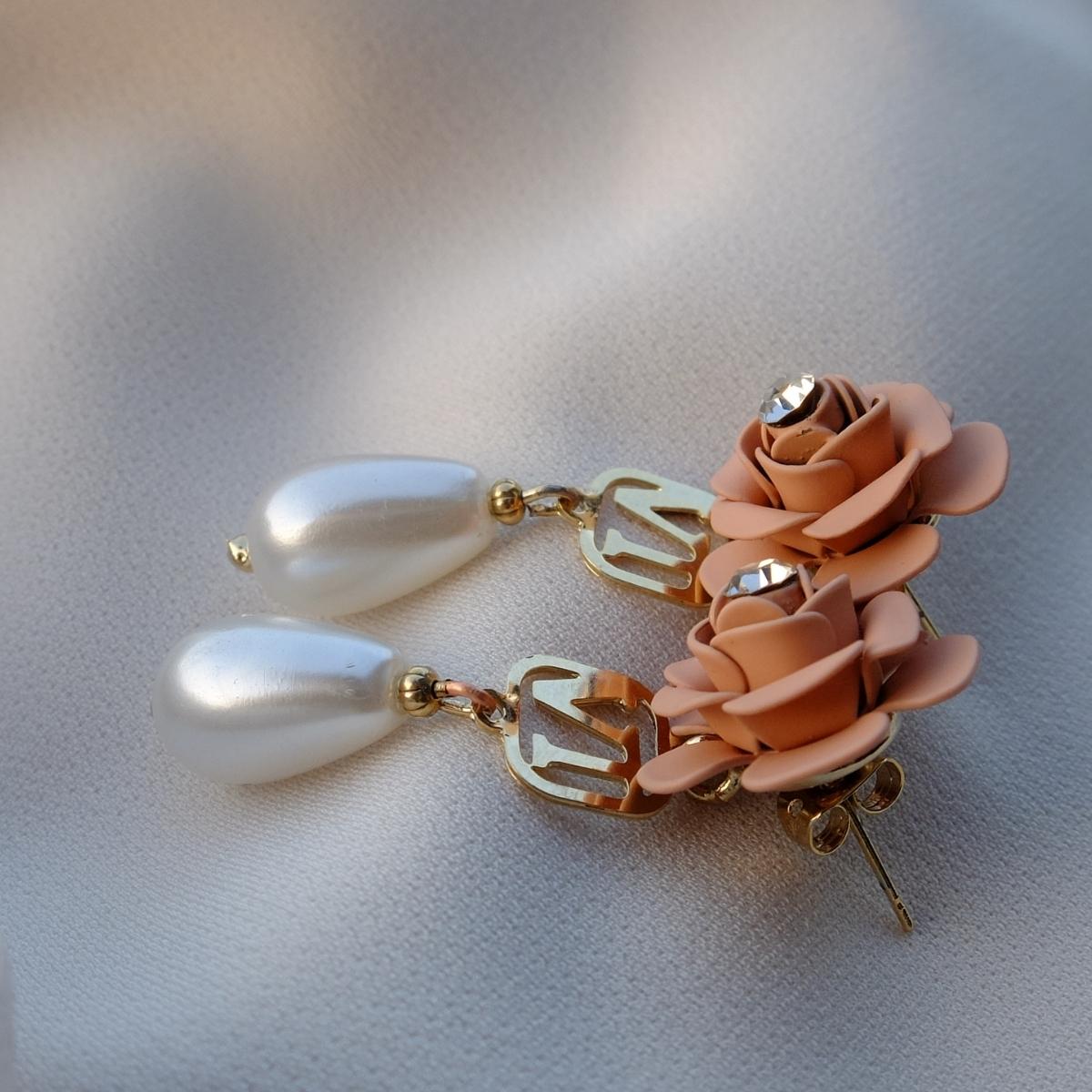 "Camelia" drop earrings in powder pink with crystal and pearl