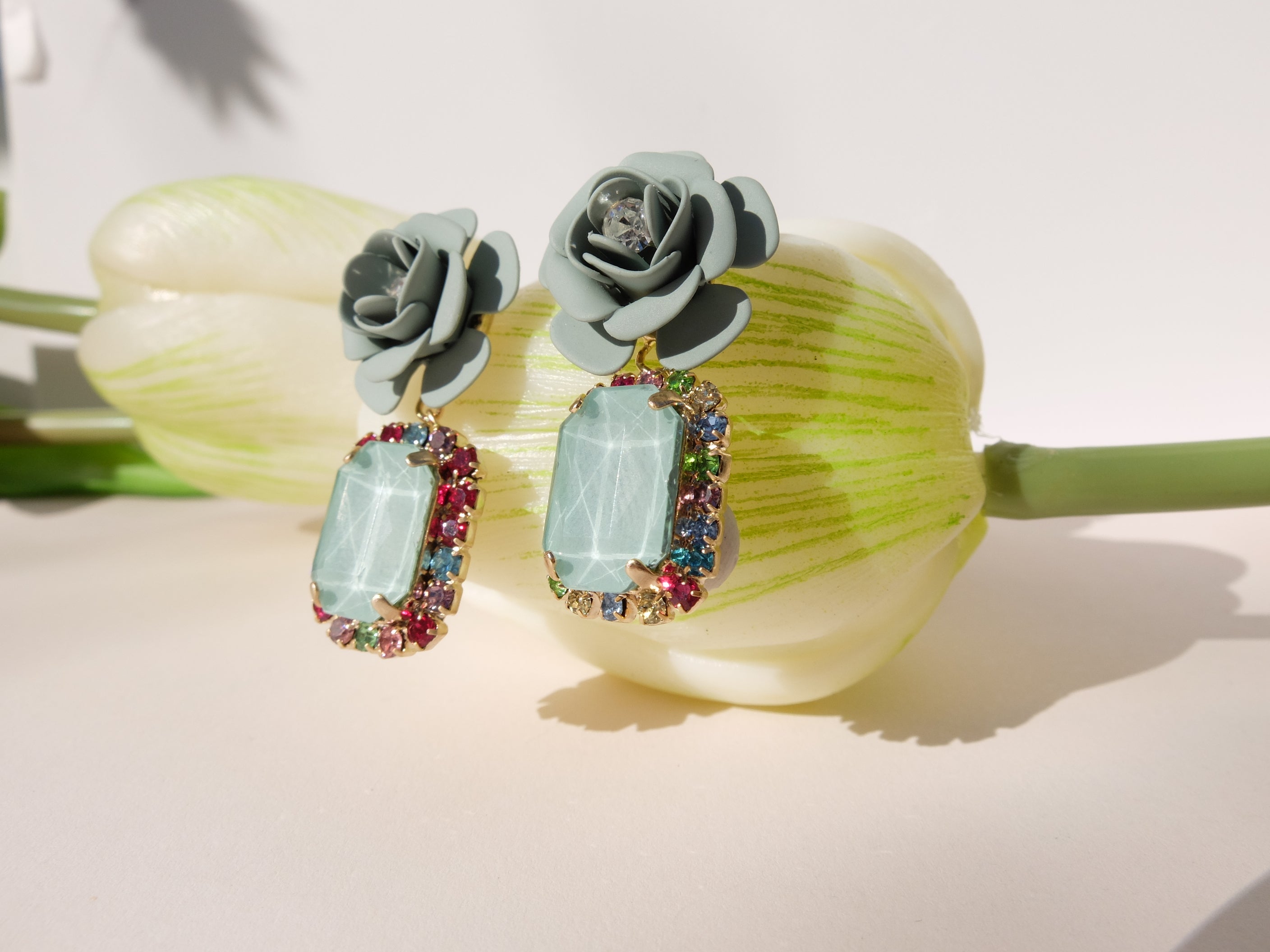 Tropical Decò "Camelia" Earrings - Sage Green with Multicolor Crystals 