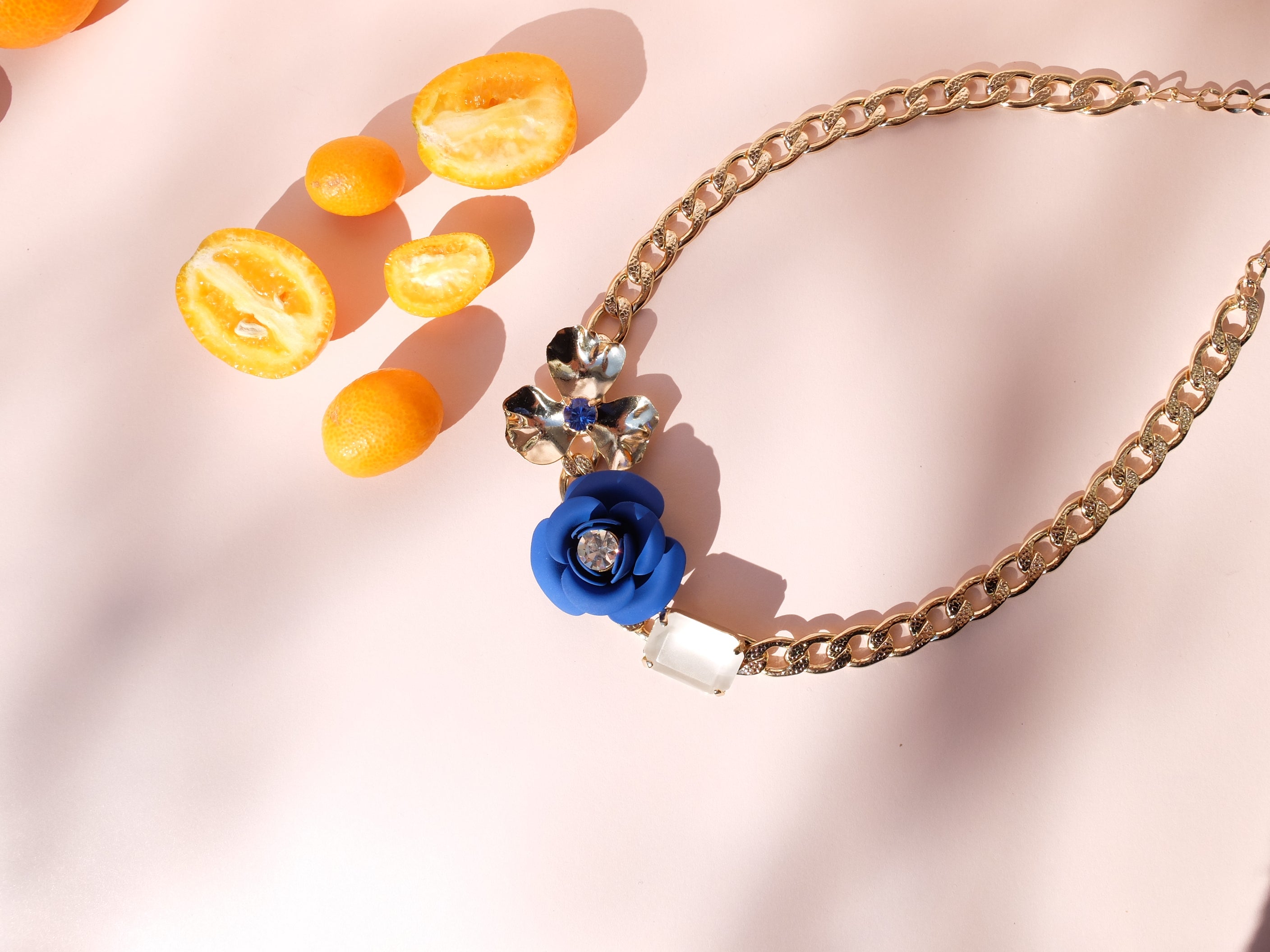 "Peonia Sunset" Necklace Electric Blue with Stones 