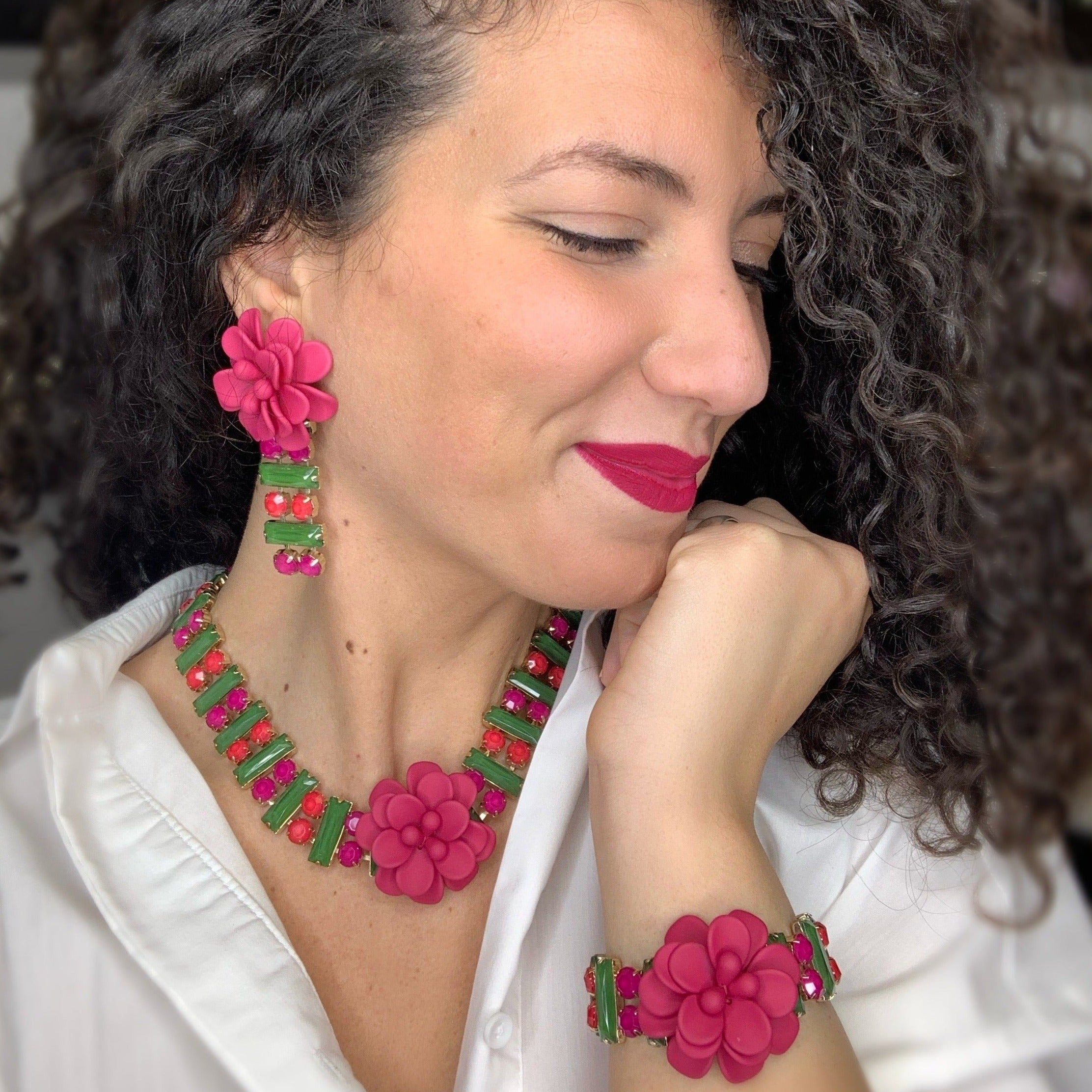 "Dolce Vita" Fuchsia Hibiscus Necklace 