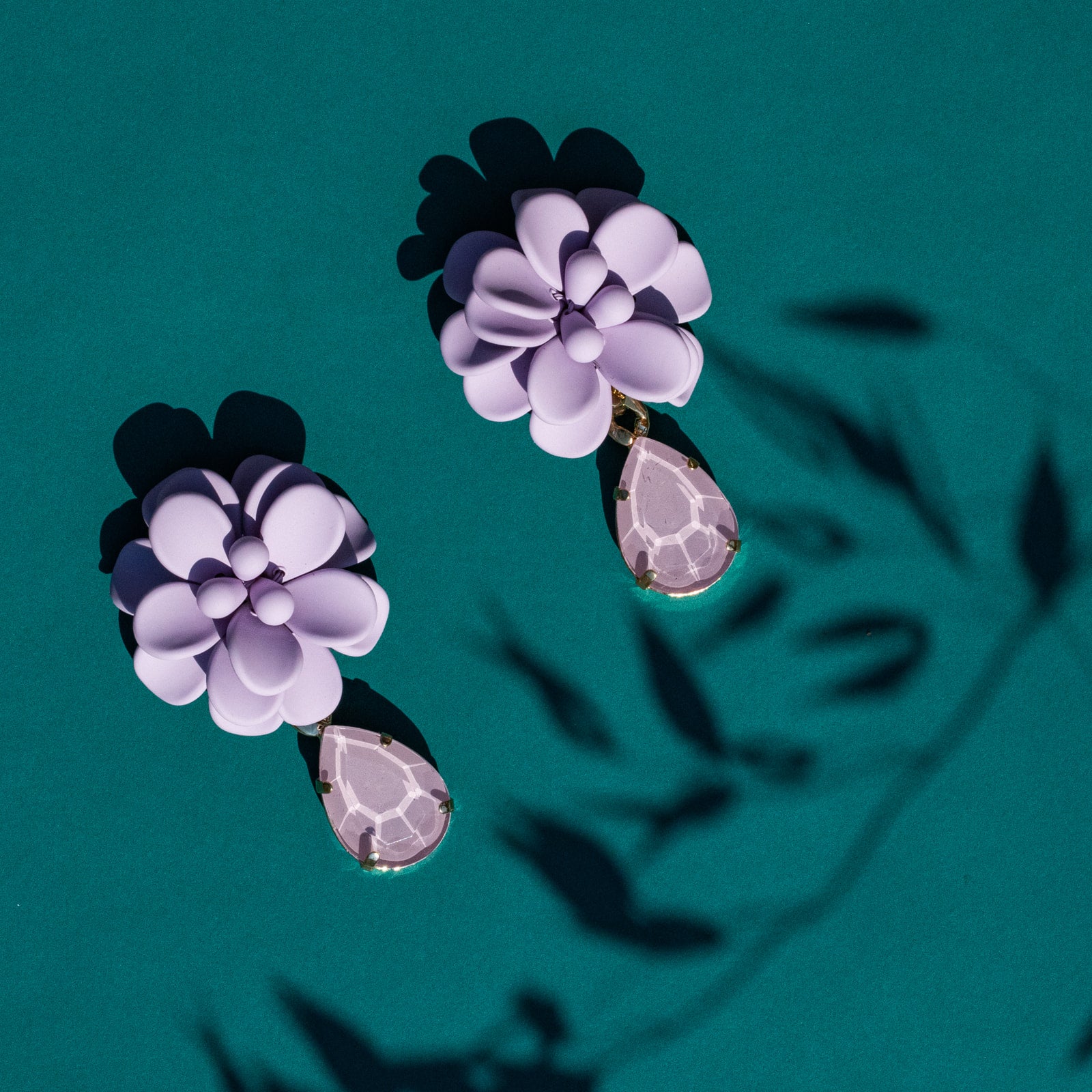 Hibiscus Wisteria with Hand Painted Drop Stone