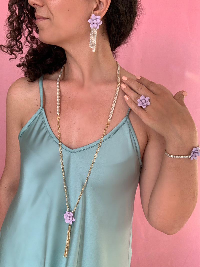 Girocollo pendente Giglio Luce Glicine con zirconi e nappa di strass