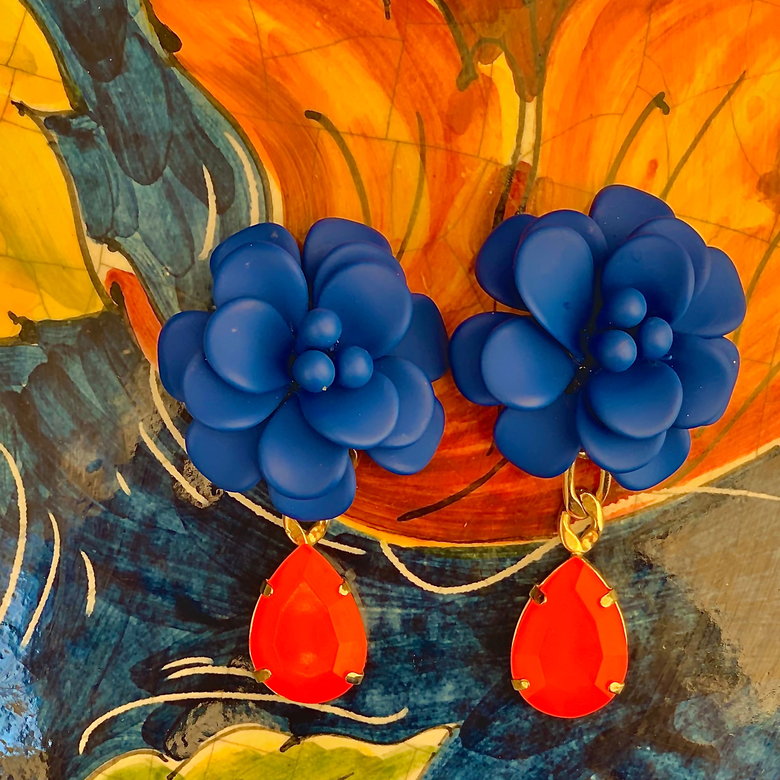 Blue Hibiscus with Orange Stone